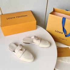 Louis Vuitton Slippers